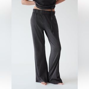 Zara Wide Leg Jogger / Sweatpants